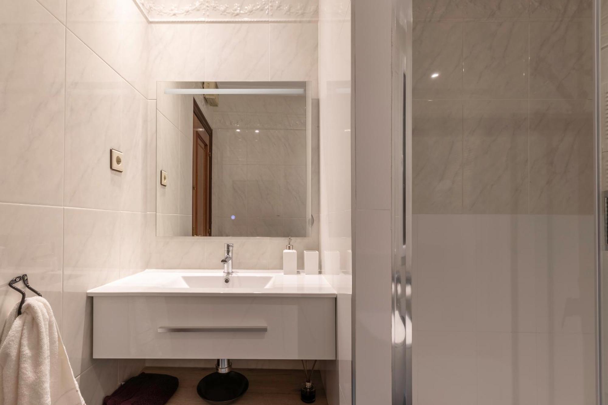 Apartamento Uribitarte Bilbao Exteriör bild